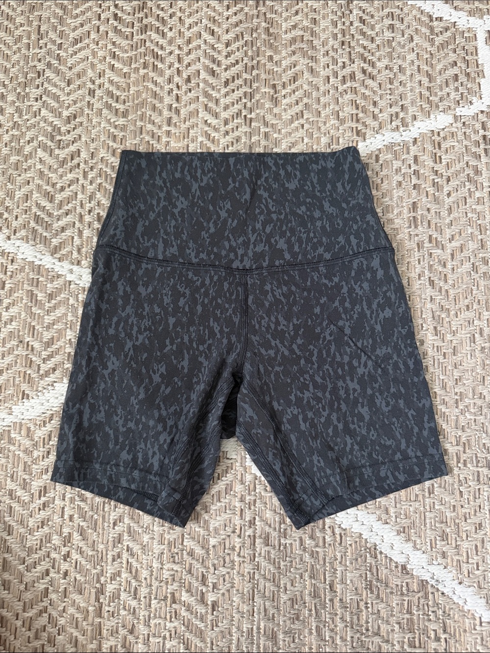 lululemon align short